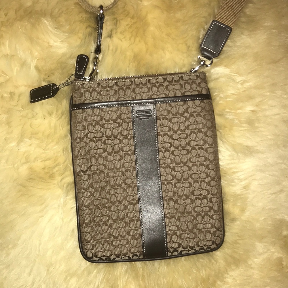 COACH Vintage Signature Crossbody Bag
